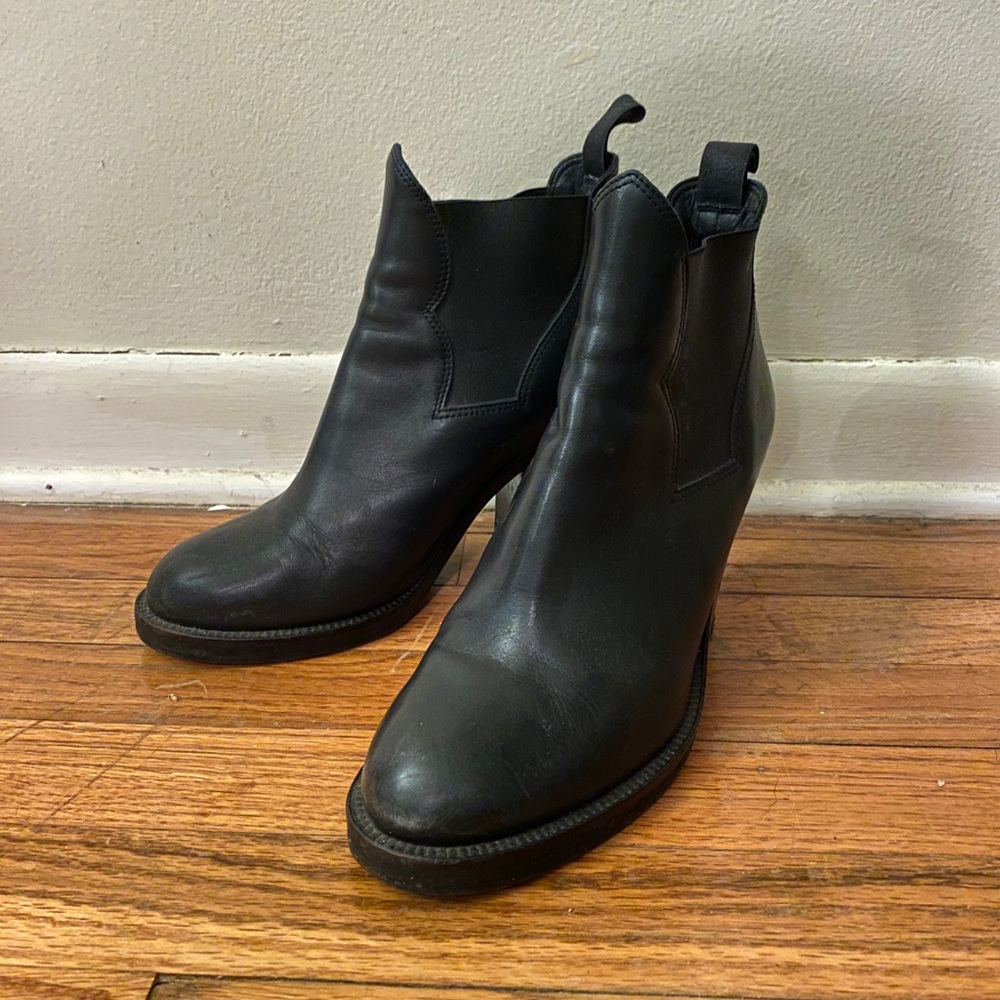 Acne Studios Star Black Leather Chelsea Ankle Heel Bootie Boots Size 40